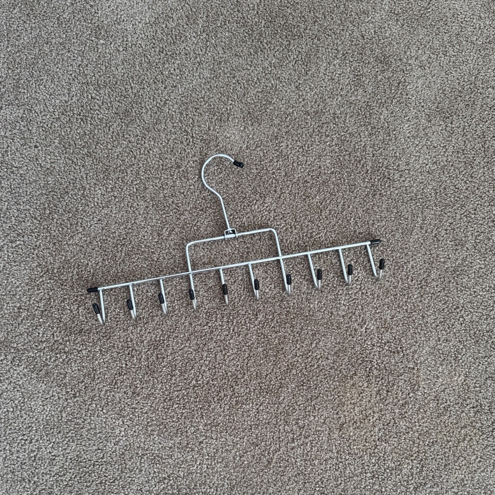 Belt/Accessory Hanger - Silver